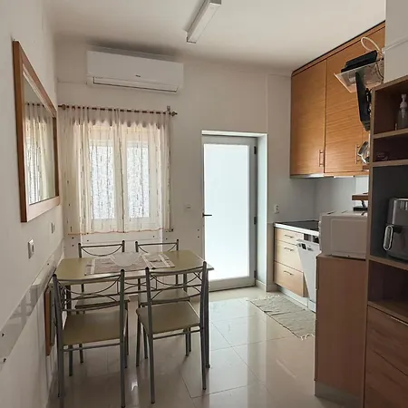 Casinha - 80 M From The Апартаменты